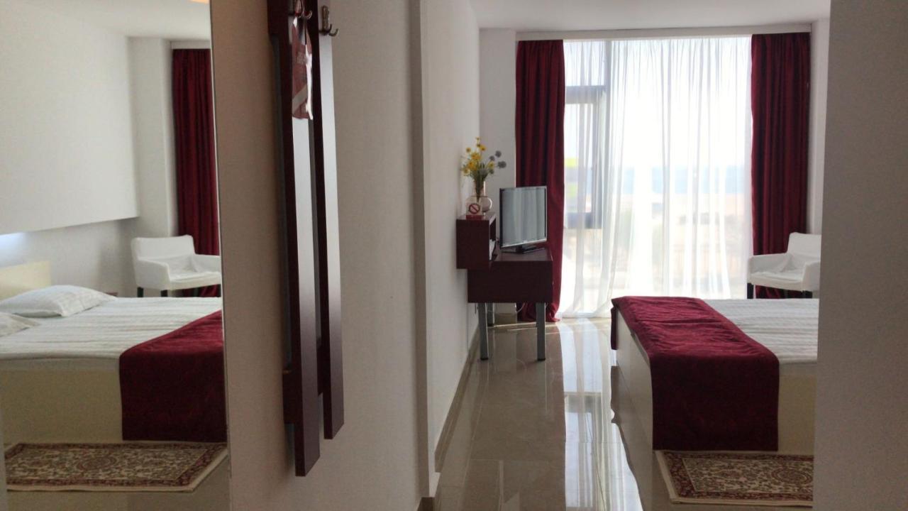 Hotel Hefaistos - ママイア エクステリア 写真